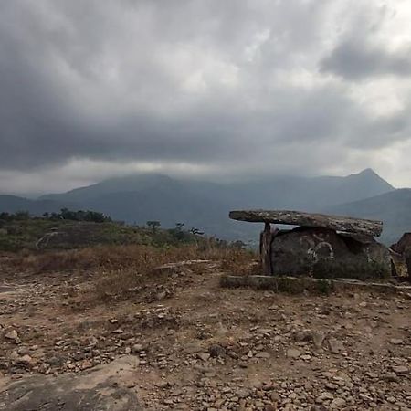 Marayoor Tourist Home Munnar Bagian luar foto
